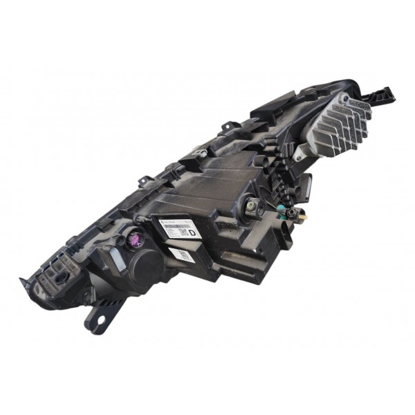 Farol Fiat Fastback Dianteiro Direito 2021 - 2024 Direito/passageiro