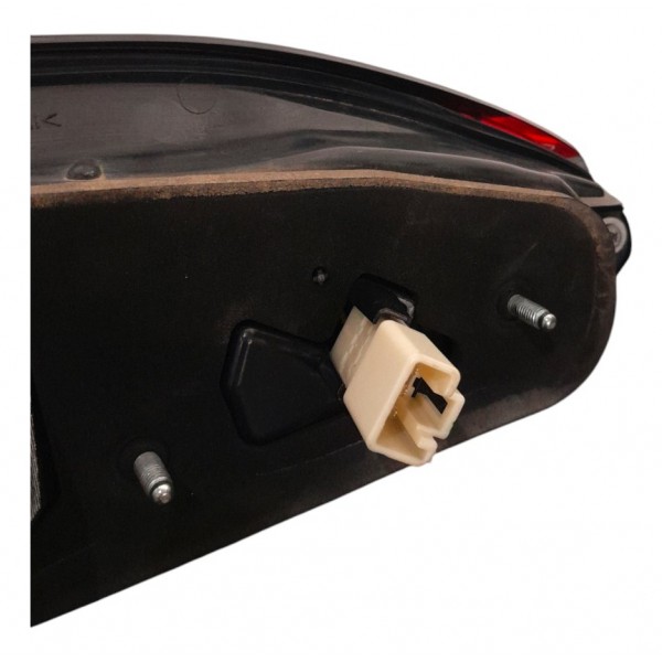 Lanterna Tampa Traseira Toyota Corolla Cross 2021 2024