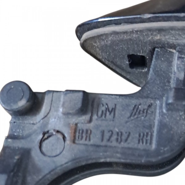 Maçaneta Externa Dianteira Direita Tracker 2020-2024