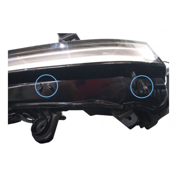 Farol Neblina Led Dianteira Esquerda Peugeot 208 2021 2024