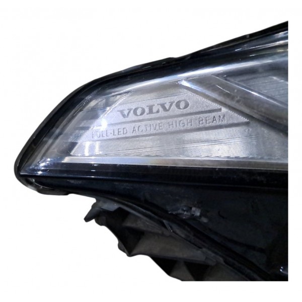 Farol Lado Direito Volvo Xc90 2018 A 2021