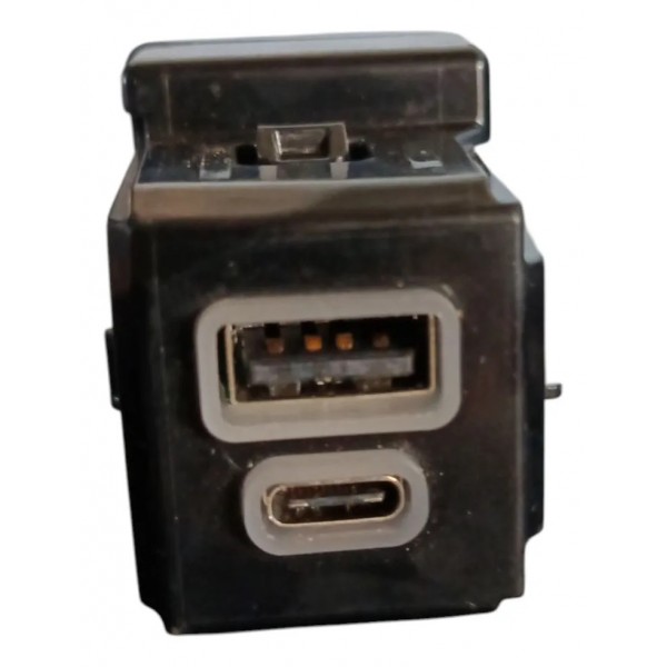 Tomada Usb Jeep Compass 2024