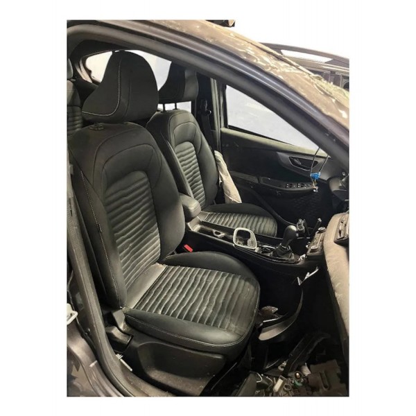 Banco Dianteiro Esquerdo Fiat Fastback Abarth T270 2022