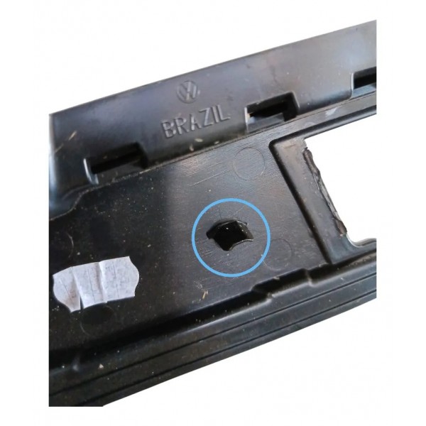 Moldura Externa Traseira Direta Volkswagen Virtus 23 24