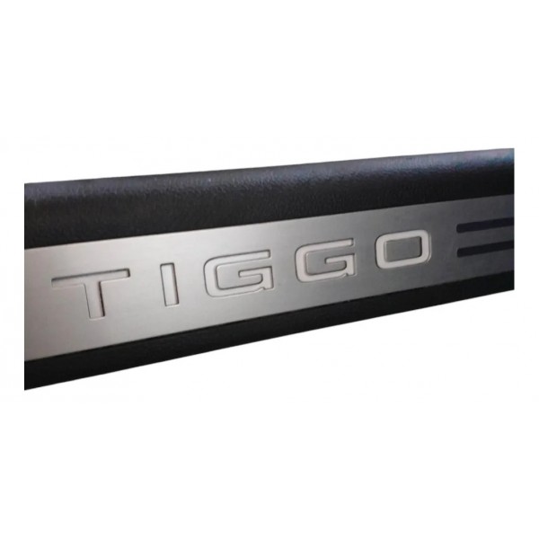 Soleira Porta Dianteira Direita Chery Tiggo 8 2023
