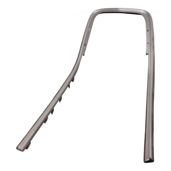 Moldura Trambulador Console Gm Chevrolet Tracker 2020 2024