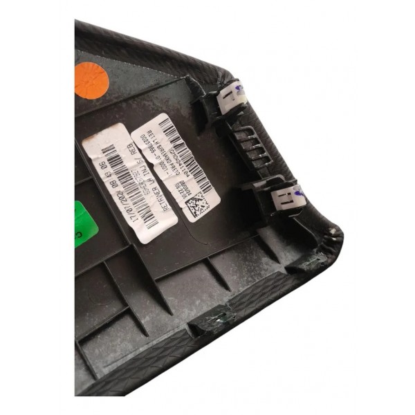 Moldura Esquerda Painel Tracker 2025