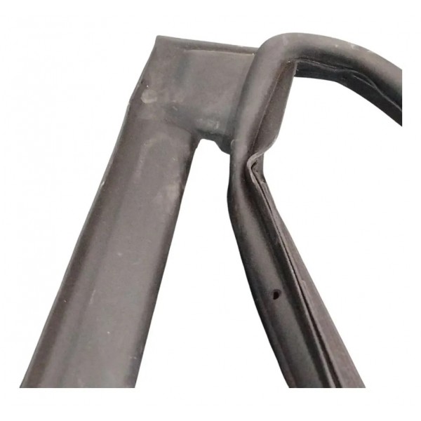 Canaleta Porta Traseira Direita Gm Chevrolet Onix 2020-2024