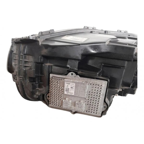 Farol Dianteiro Direito Led Volvo Xc90