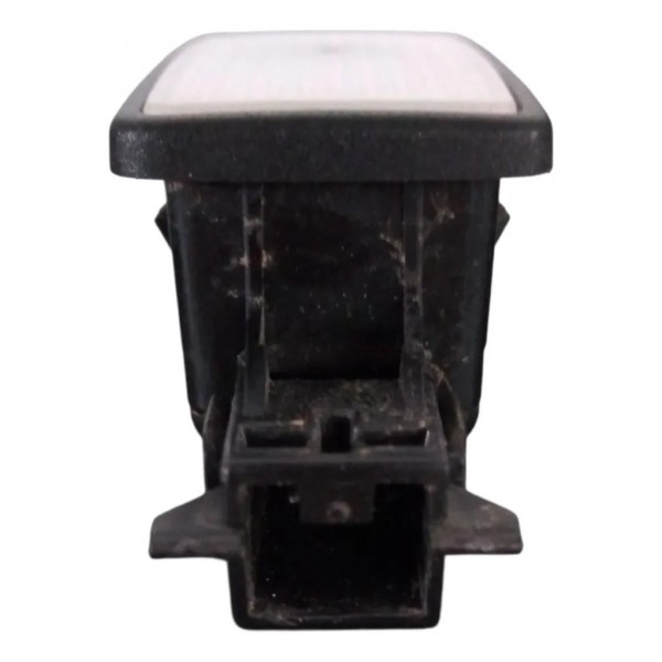 Luz Cortesia Volvo Xc60 2018 2022