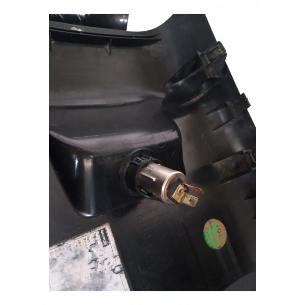 Acabamento Console C/ Botão 12v Volvo Xc60 2018 2022