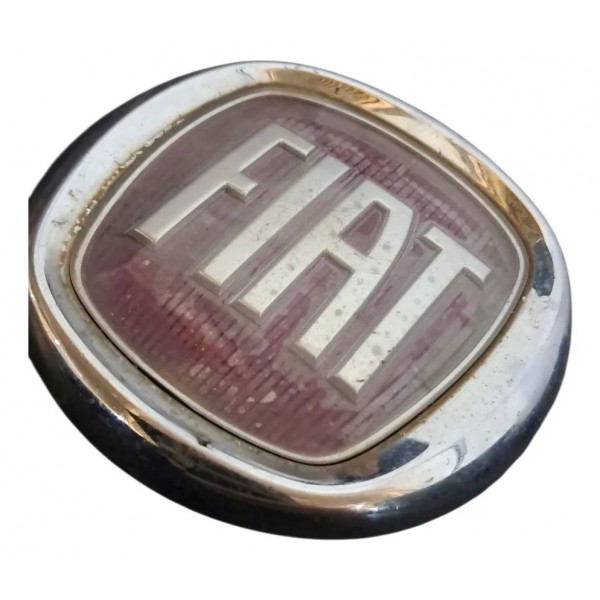 Emblema Dianteiro Grade Fiat Toro 2022