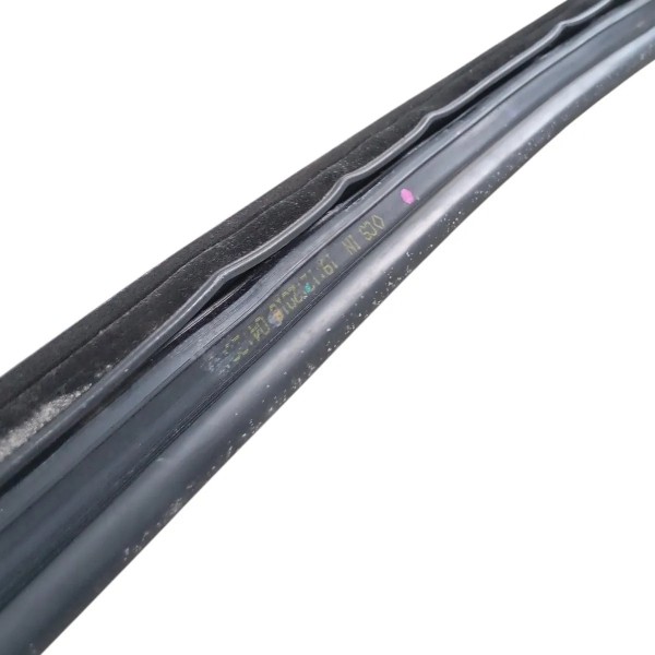 Borracha Porta Traseira Lado Esquerdo Renault Kwid 2020