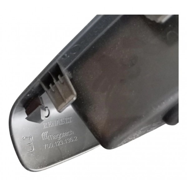 Puxador Porta Traseira Esquerda Renault Kwid 2020