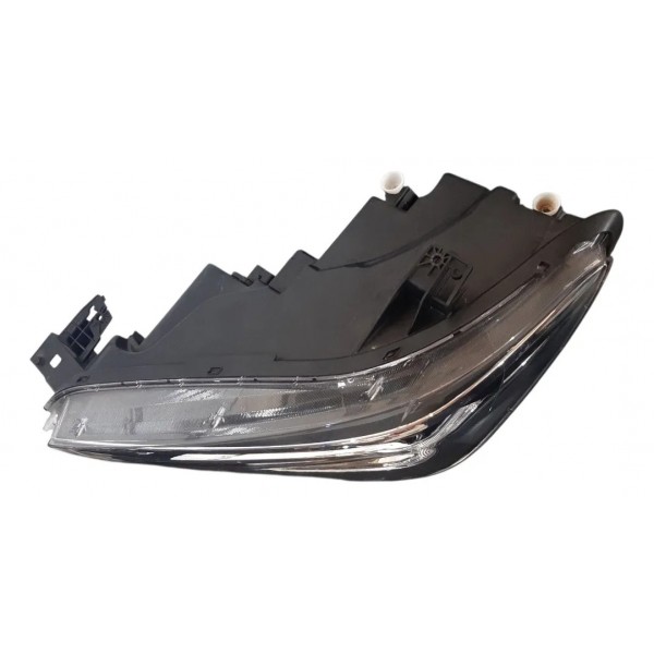 Farol Dianteiro Esquerdo Chevrolet Tracker 2021 A 2024