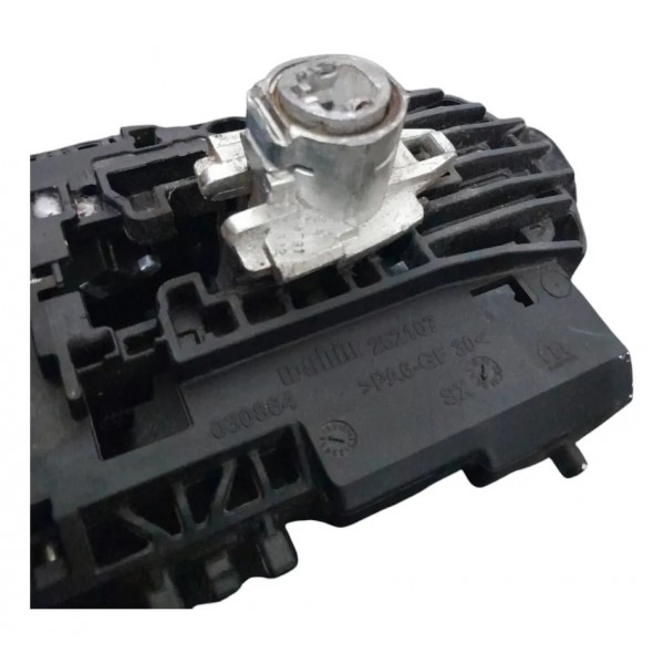 Suporte Maçaneta Traseira Esquerda Fiat Toro 2023 2024 Traseira
