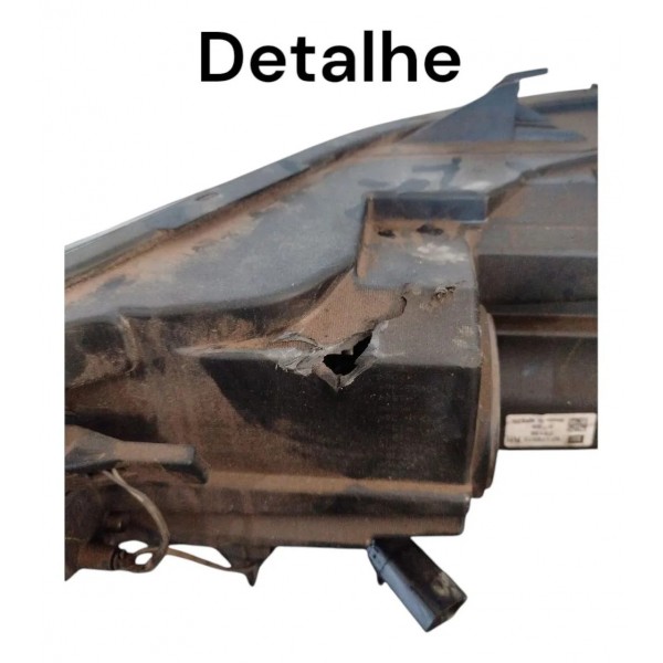 Farol Direito Chevrolet Tracker 2020 A 2023 Original Detalhe