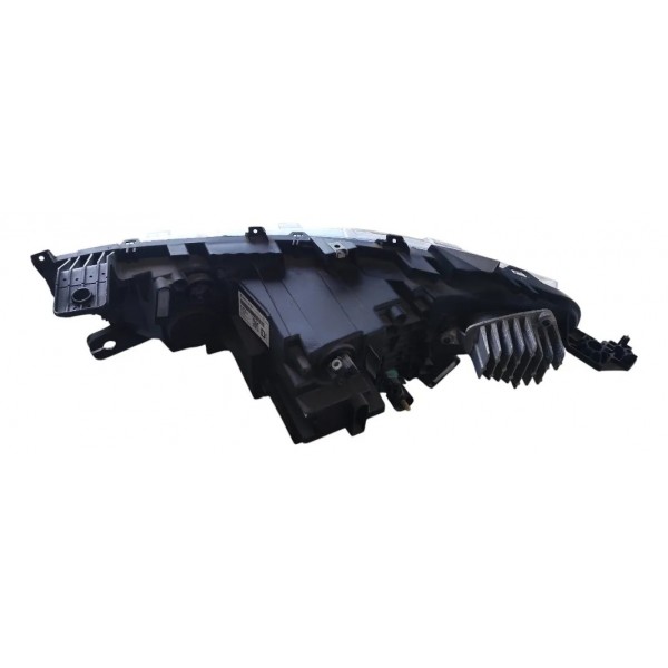 Farol Dianteiro Direito Fiat Fastback 2022 - 2024 Direito/passageiro