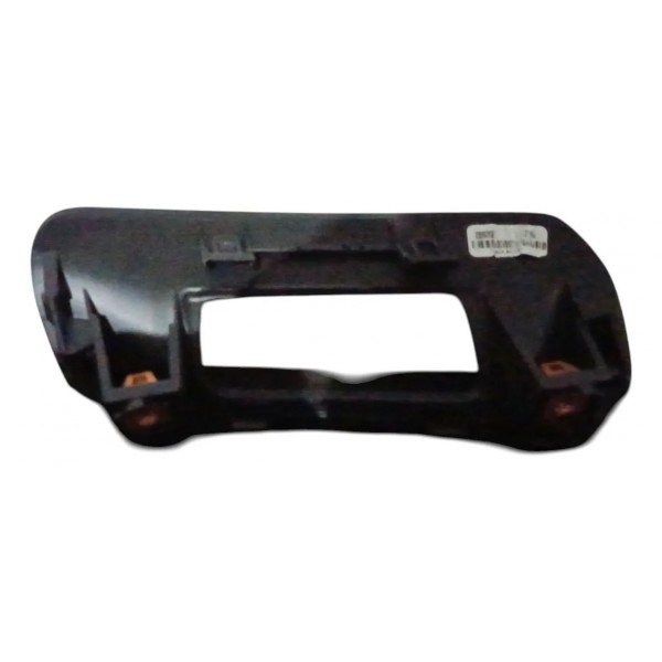 Moldura Farol Milha Chevrolet Tracker 2025