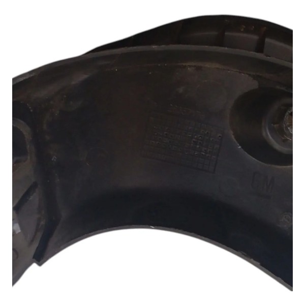 Acabamento Tampa Traseira Direito Chevrolet Tracker 2023