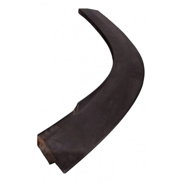 Moldura Paralama Traseira Esquerda Gm Tracker 2023 2024