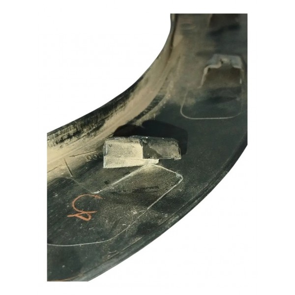 Moldura Paralama Traseira Esquerda Gm Tracker 2023 2024