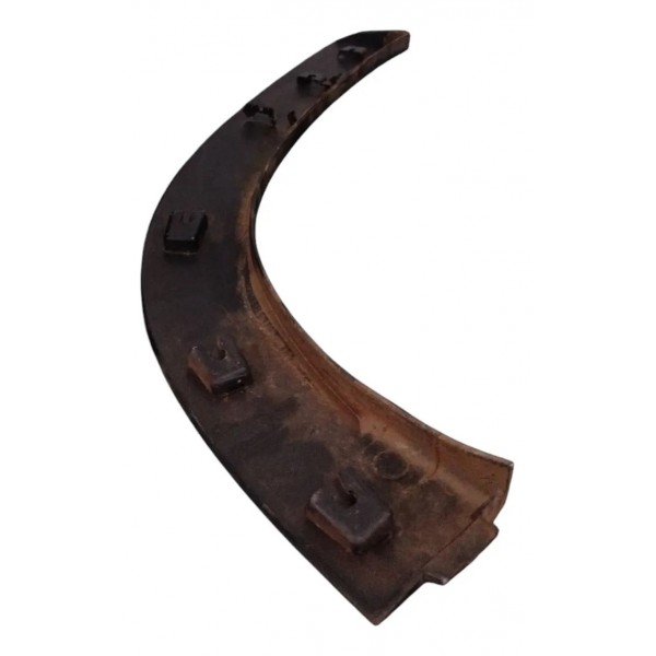 Moldura Paralama Traseira Esquerda Gm Tracker 2023 2024