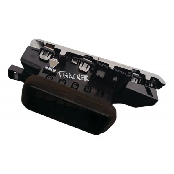 Difusor Lateral Esquerdo Chevrolet Tracker 2021