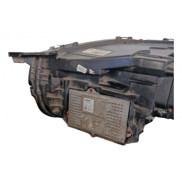 Farol Dianteira Direita Volvo Xc90 2018 2021