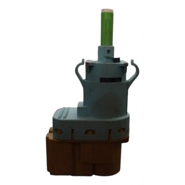 Interruptor Pedal Frei Ram Rampege Laramie 2.0 Gasolina 2024