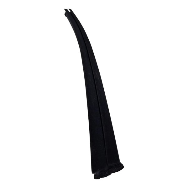 Canaleta Porta Traseira Direita Chevrolet Tracker 2022-2024 Preto