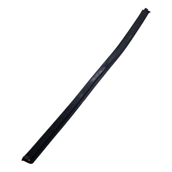 Canaleta Porta Dianteira Direita Chevrolet Tracker 2022-2024 Preto