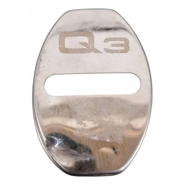 Acabamento Trava Porta Audi Q3 2022 Original Detalhe