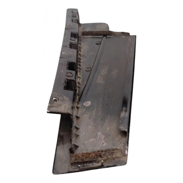 Moldura Porta Traseira Esquerda Compass 2016 2021 Detalhe