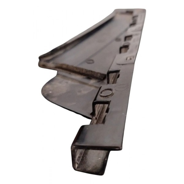 Moldura Porta Traseira Esquerda Compass 2016 2021 Detalhe