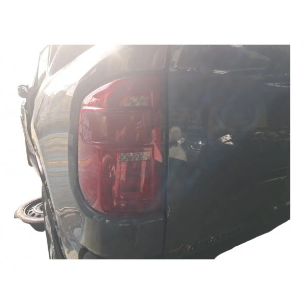 Lanterna Traseira Ram Rampage Diesel 2024-26
