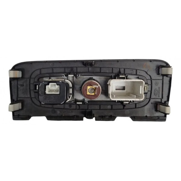 Entrada Usb E Tomada Com Moldura Original Creta 2022 2023