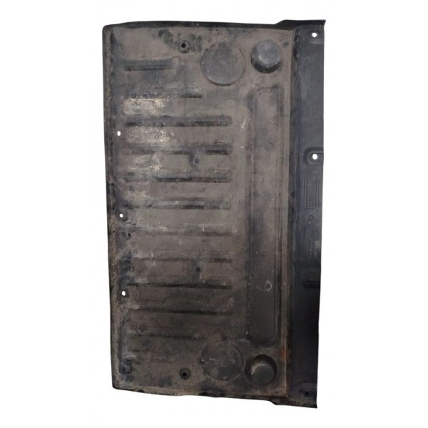 Protetor Tampa Traseira Fiat Strada 2021 A 2024 Original