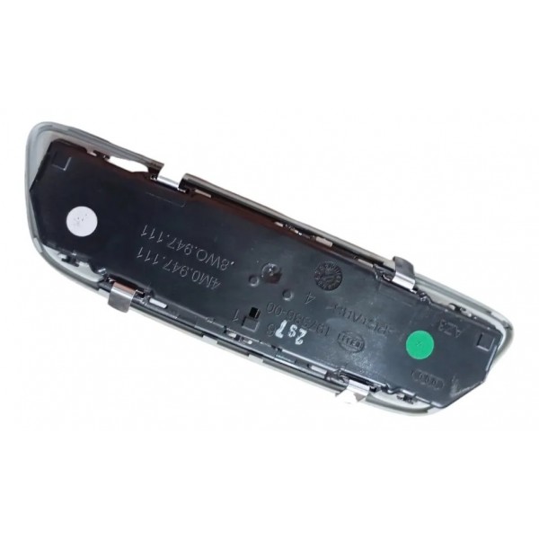 Luz De  Teto Cortesia Traseira Audi A5 A4 2017 2018