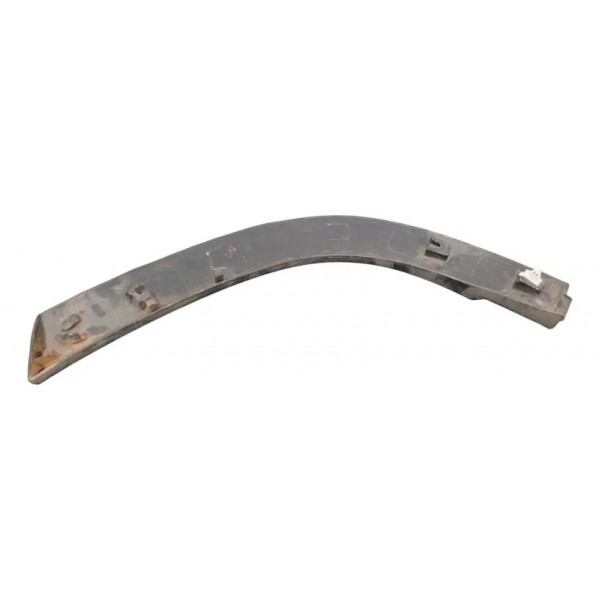 Moldura Paralama Traseira Direita Gm Tracker 2023 2024
