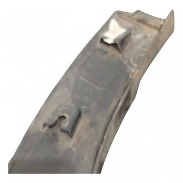 Moldura Paralama Traseira Direita Gm Tracker 2023 2024