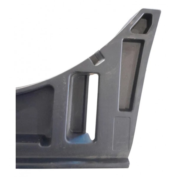 Acabamento Esquerdo Porta-malas Toyota Corolla Cross 17 21