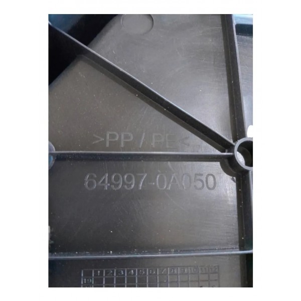 Acabamento Esquerdo Porta-malas Toyota Corolla Cross 17 21