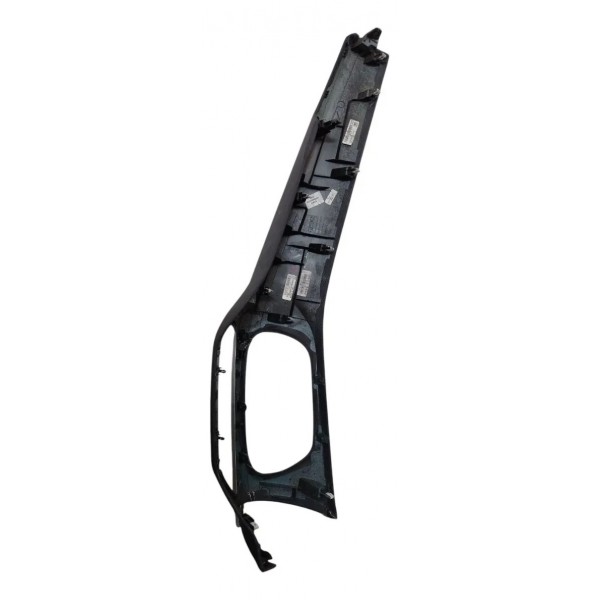 Moldura Central Painel Gm Chevrolet Tracker 2020 A 2024