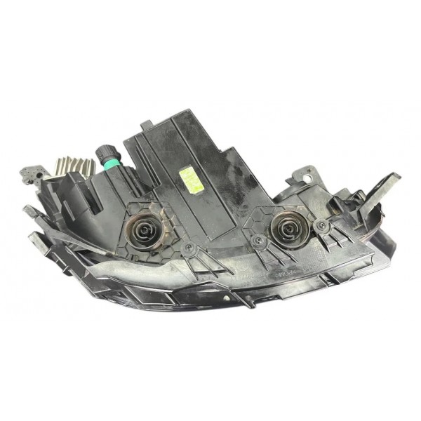 Farol Led Lado Esquerdo Fiat Fastback  2021 A 2025