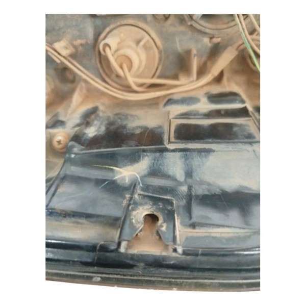 Lanterna Direita Mitsubishi L200 Triton 2023 2024 Detalhes