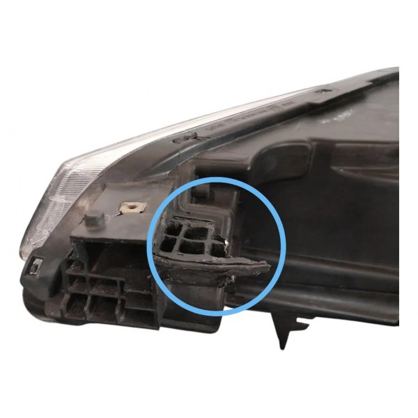 Farol Dianteiro Direito Chevrolet Tracker 2020 2021 Direito/passageiro