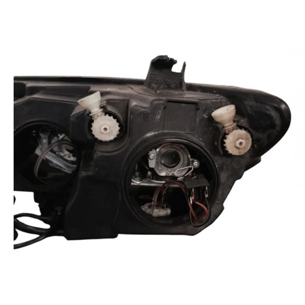 Farol Dianteiro Direito Chevrolet Tracker 2020 2021 Direito/passageiro