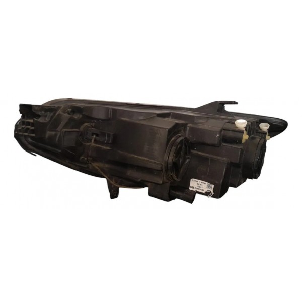 Farol Dianteiro Direito Chevrolet Tracker 2021 2023