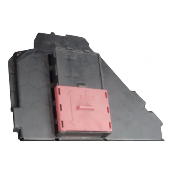 Tampa Polo Positivo Bateria Mercedes C180 2019